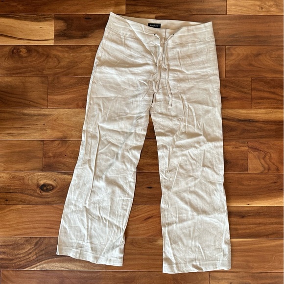 Bebe Cream Colored Straight Leg Linen Blend Pants size 8 - Picture 1 of 4